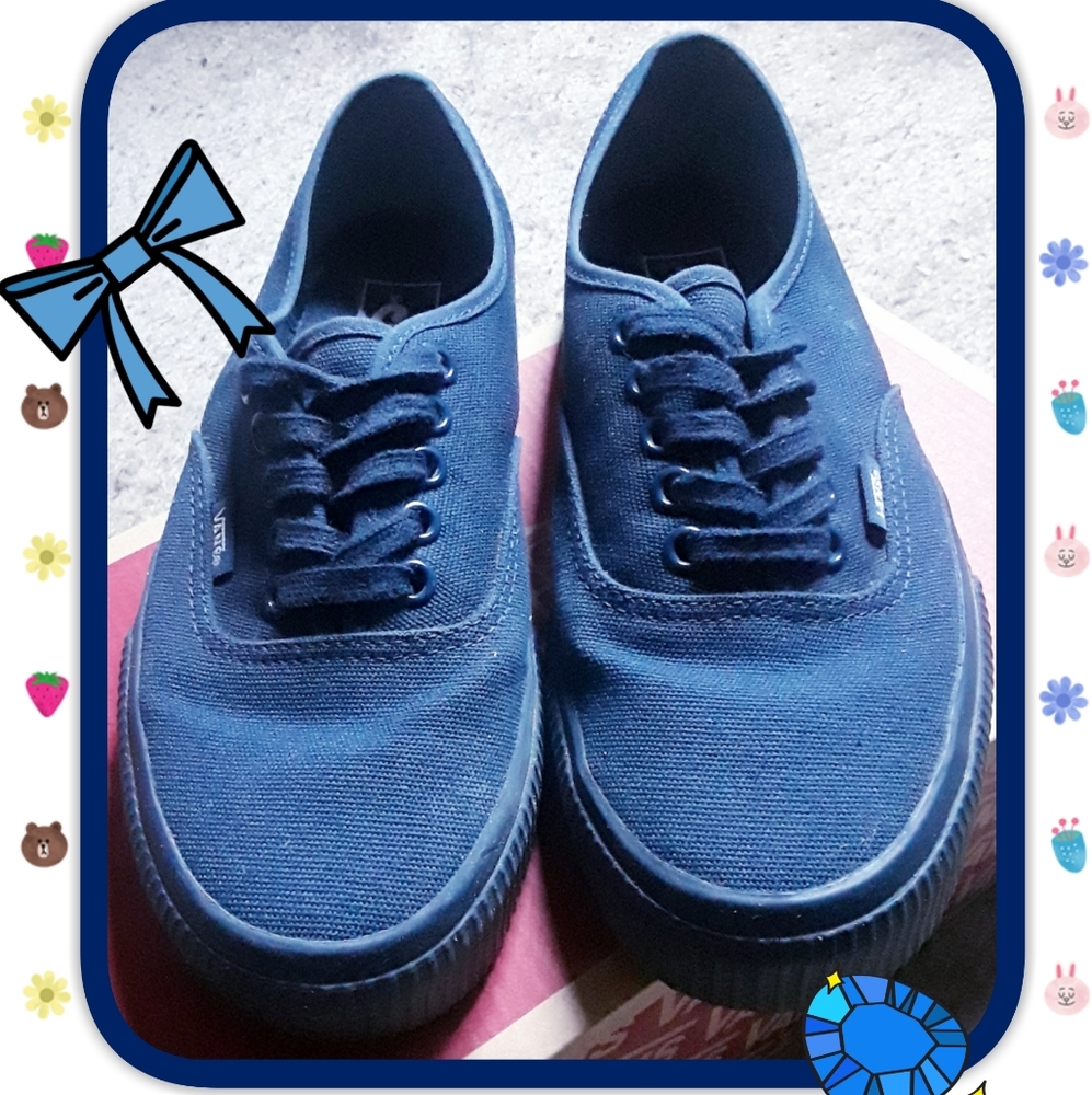 💙 RARE Vans Navy Blue Mono Sneakers Size 8 💙